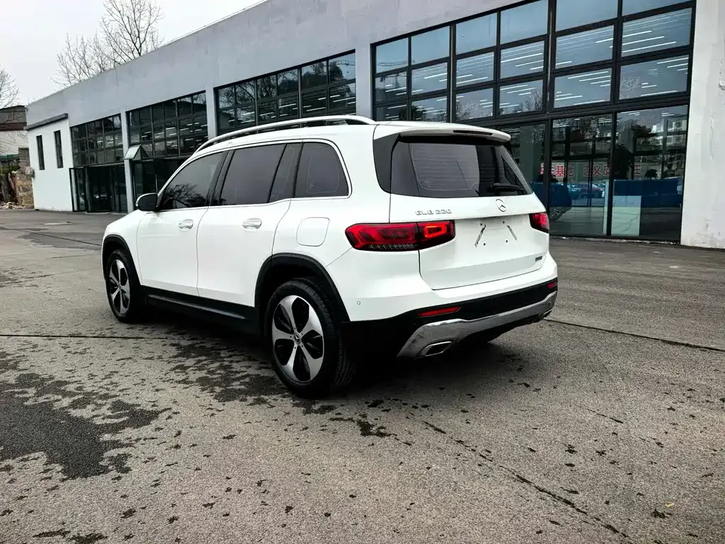 Mercedes-Benz GLB 2023 из CN, фото 9