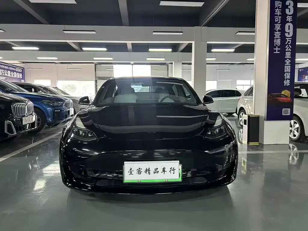 Tesla Model 3 2022 из CN, фото 2