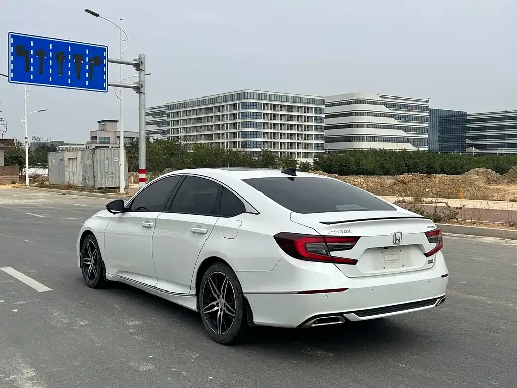 Honda Accord 2022 из CN, фото 9