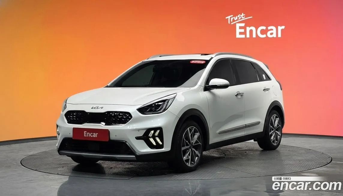 Kia Niro — фото 1
