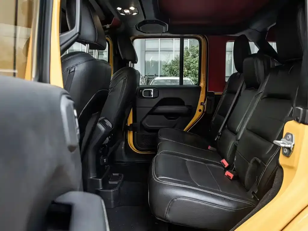 Jeep Wrangler PHEV 2021 из CN, фото 3