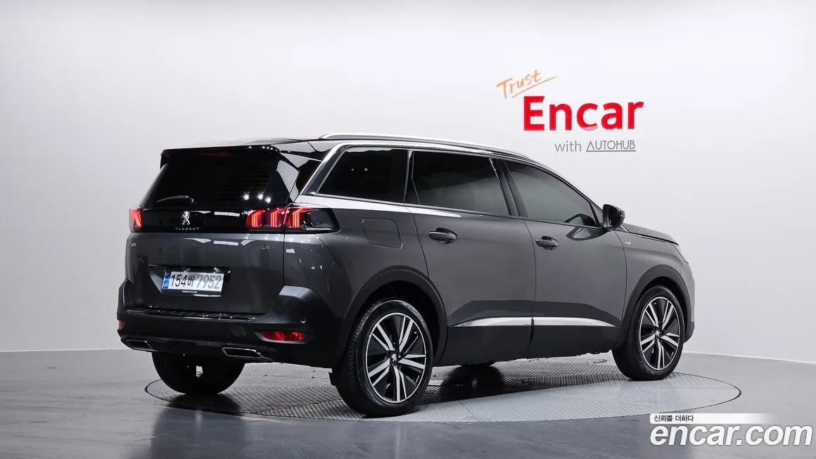 Peugeot 5008 2024 из KR, фото 3