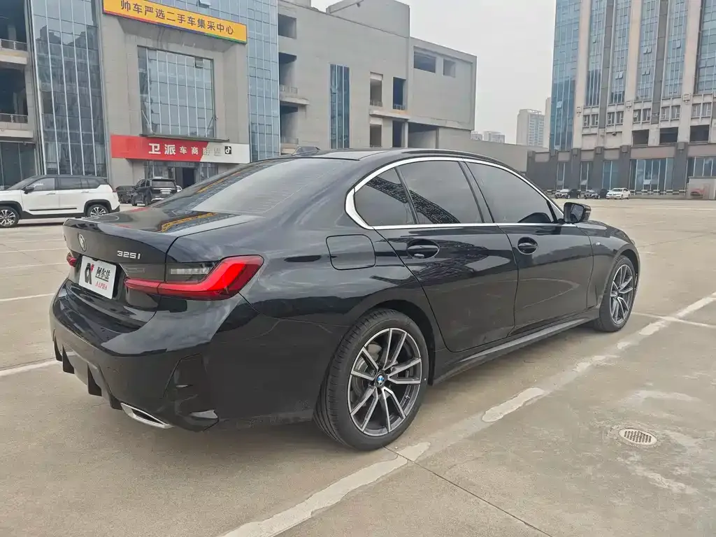 BMW 3 Series 2026 из CN, фото 6