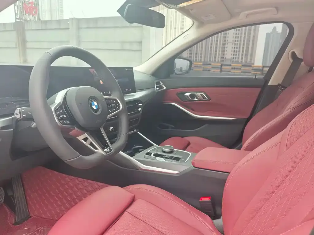 BMW 3 Series 2026 из CN, фото 2