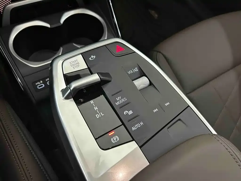 BMW X1 2024 из CN, фото 4