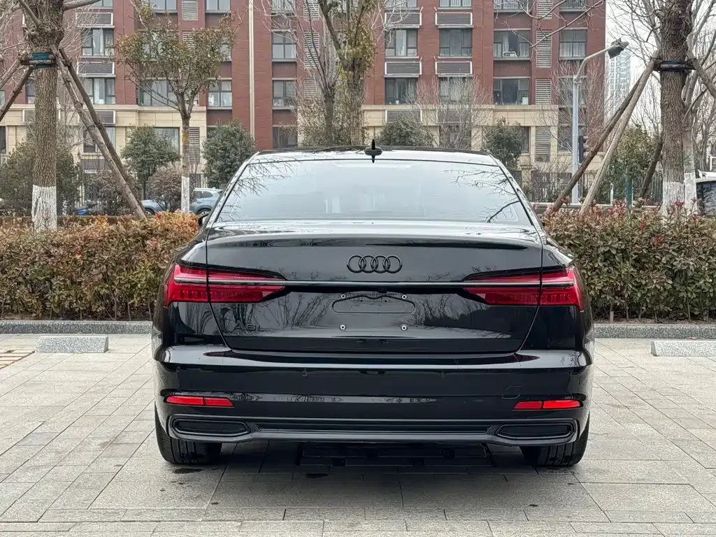 Audi A6L — фото 5