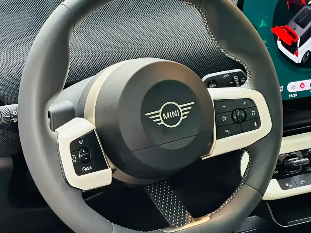 MINI Cooper EV 2024 из CN, фото 4