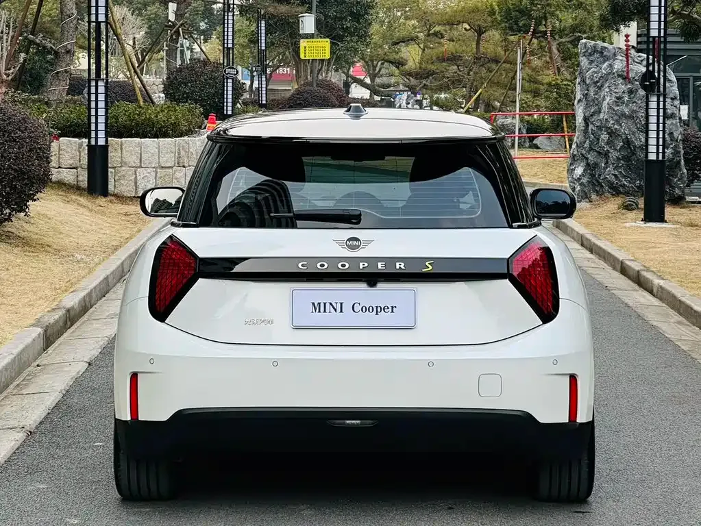 MINI Cooper EV 2024 из CN, фото 8