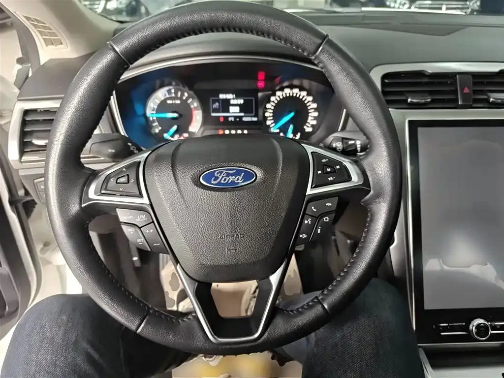 Ford Mondeo 2021 из CN, фото 9