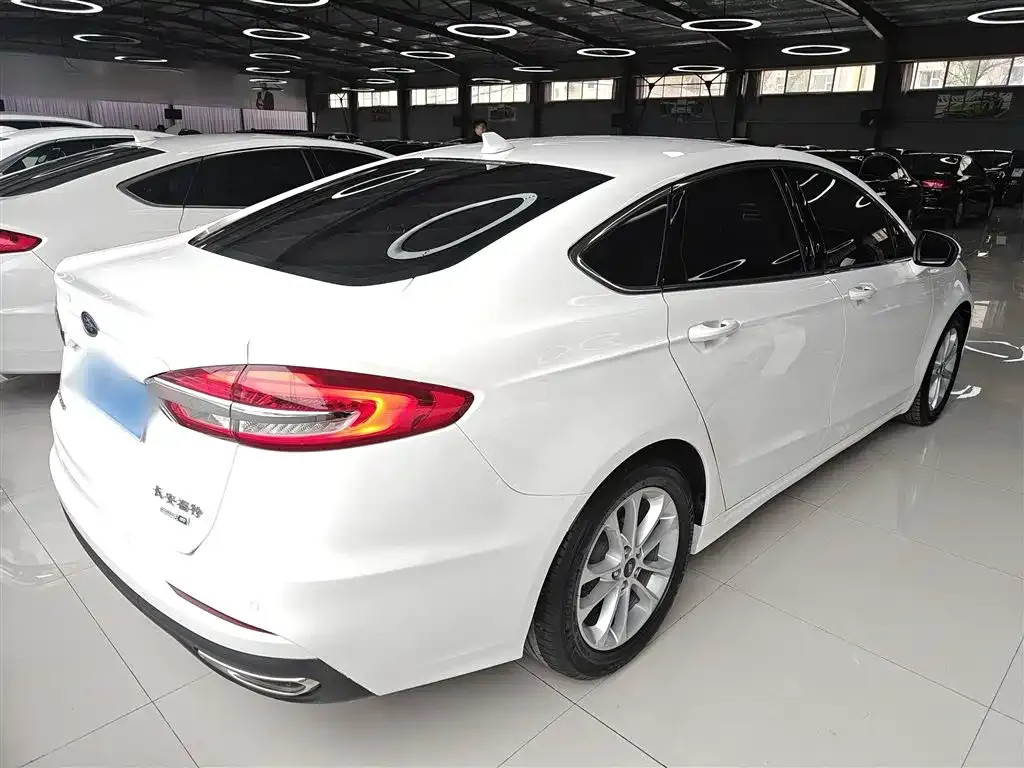 Ford Mondeo 2021 из CN, фото 5