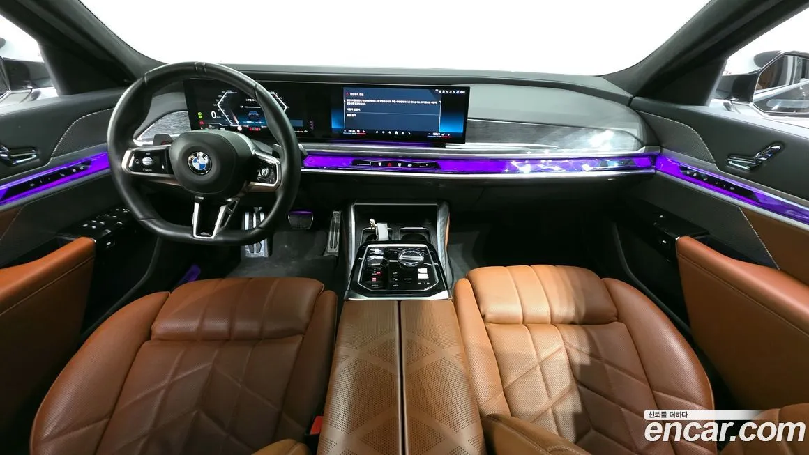 BMW 7-Series — фото 10