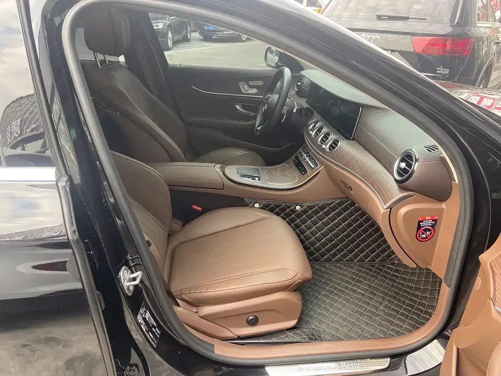 Mercedes-Benz E-Class 2021 из CN, фото 4
