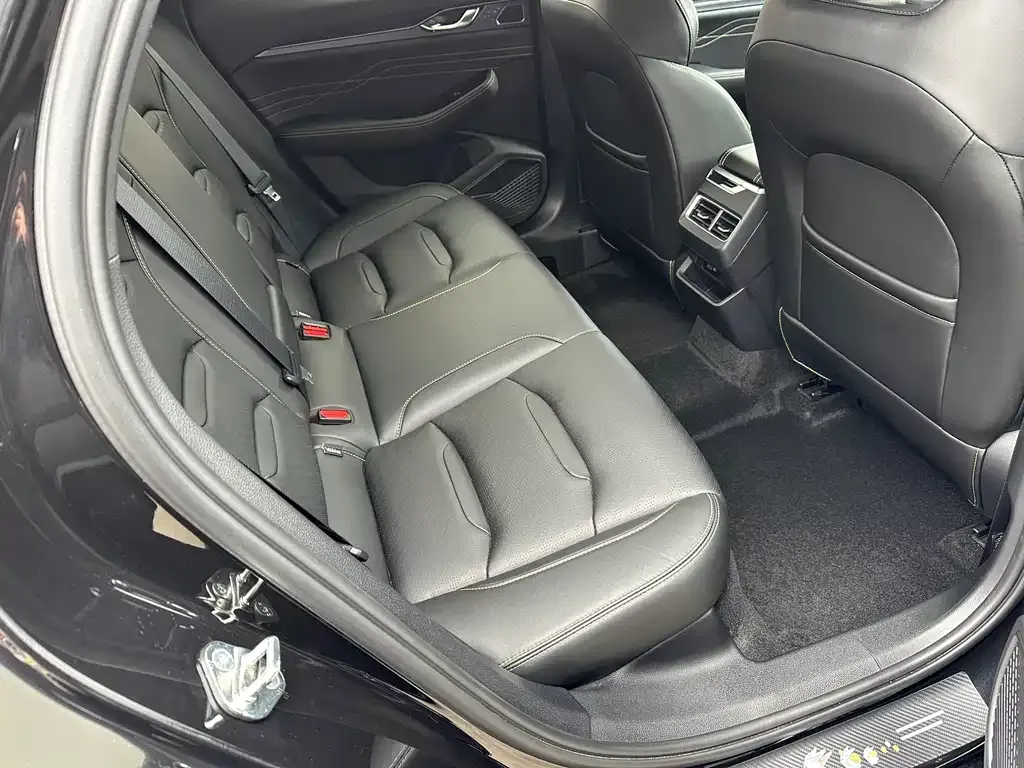 Geely Xingrui 2024 из CN, фото 4