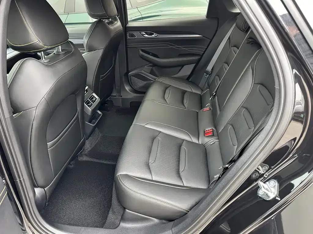 Geely Xingrui 2024 из CN, фото 3