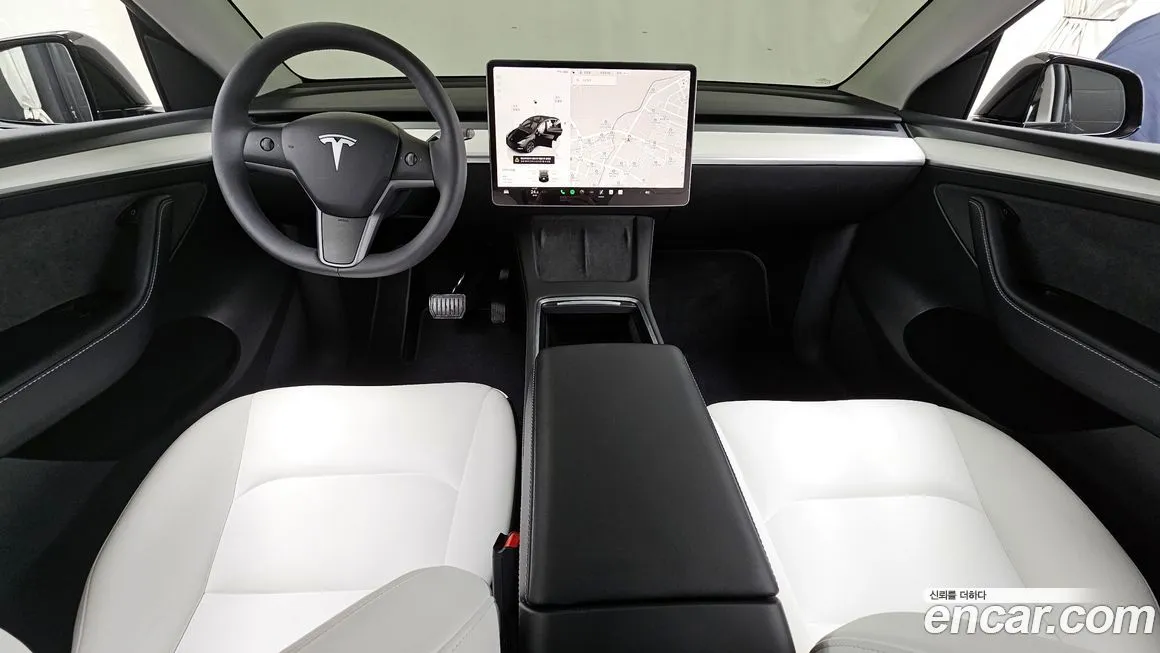Tesla Model Y — фото 5