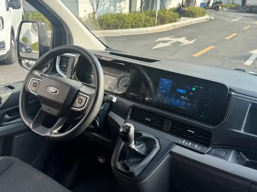 Ford Transit 2025 из CN, фото 4