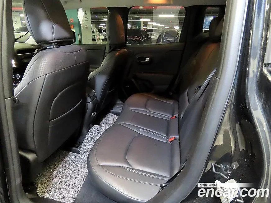 Jeep Renegade 2021 из KR, фото 8