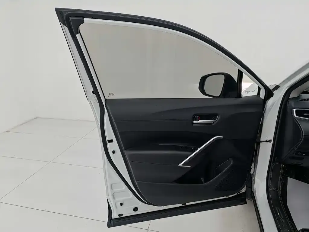 Toyota Frontlander 2022 из CN, фото 5