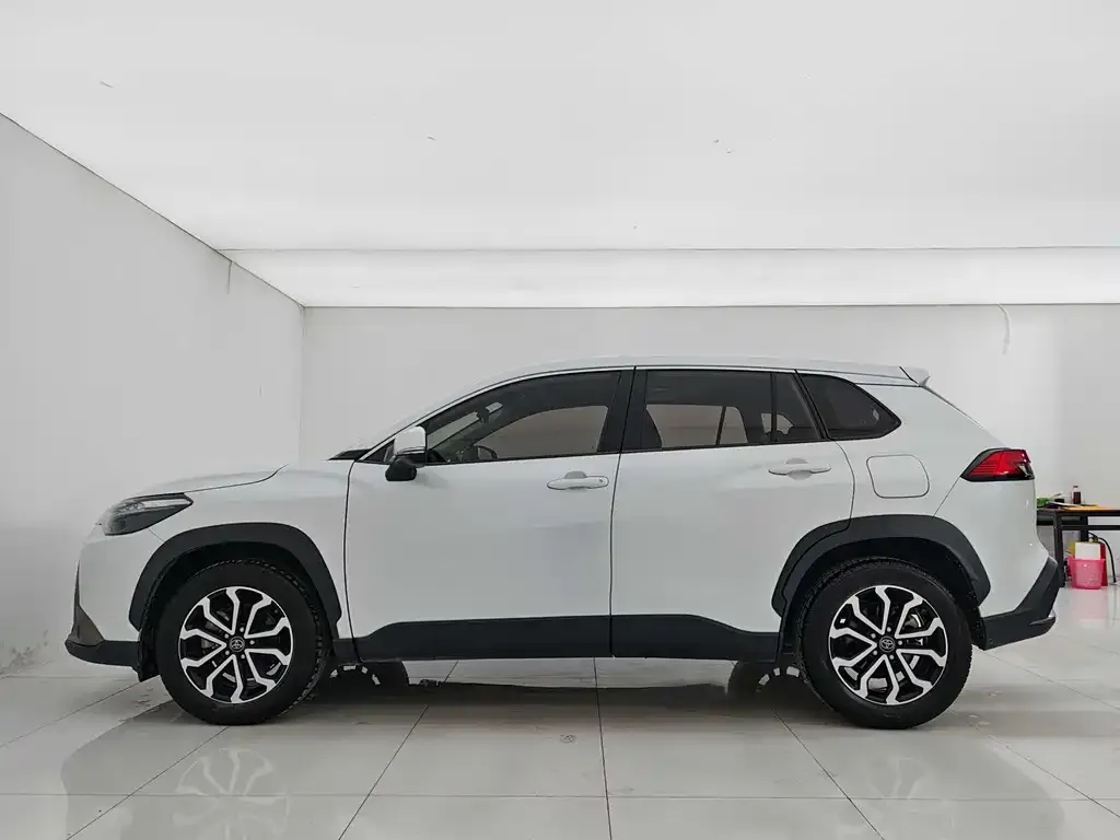 Toyota Frontlander 2022 из CN, фото 6