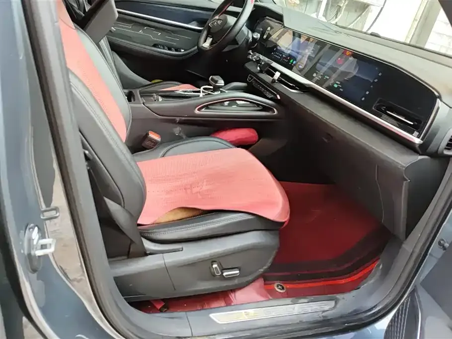 Geely Xingyue L 2023 из CN, фото 8