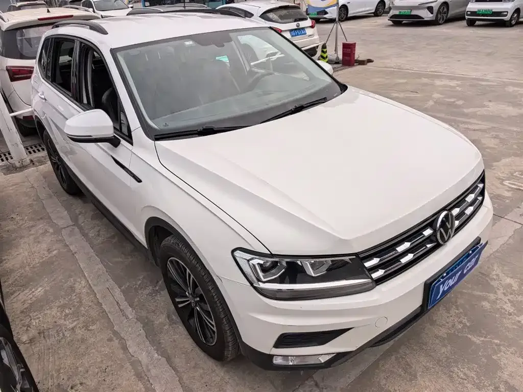 Volkswagen Tiguan L 2021 из CN, фото 10