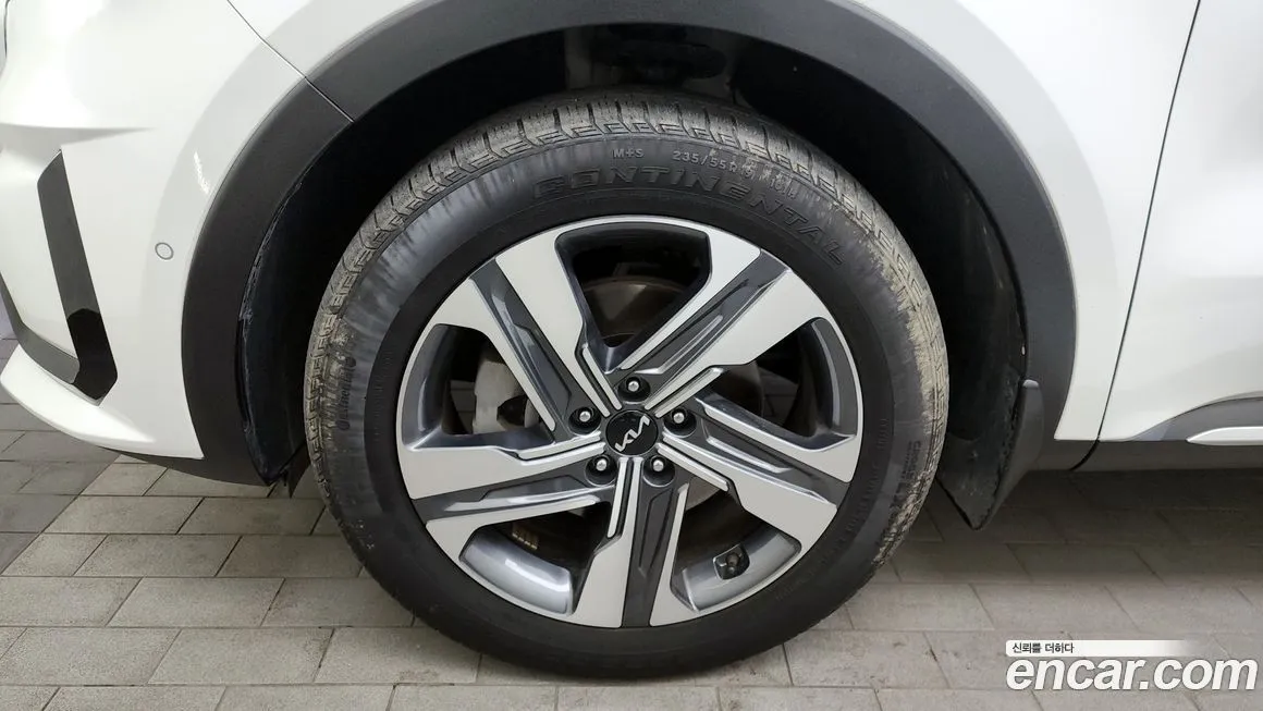 Kia Sorento — фото 5