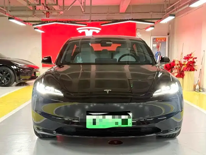 Tesla Model 3 — фото 3