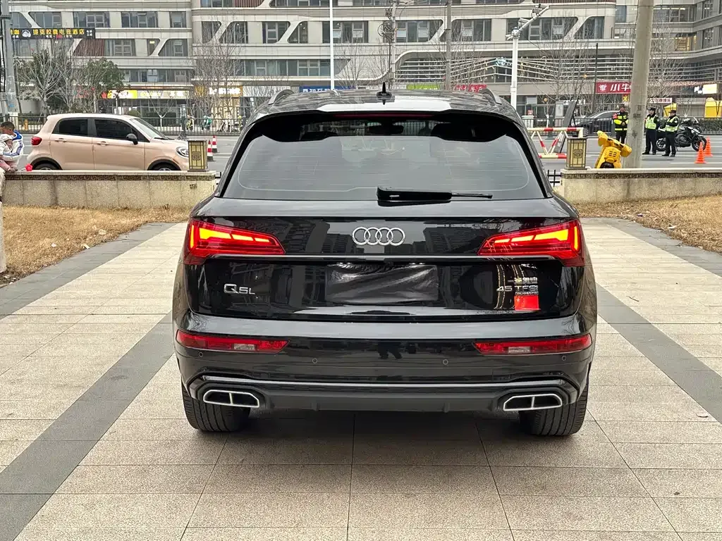 Audi Q5L 2024 из CN, фото 7