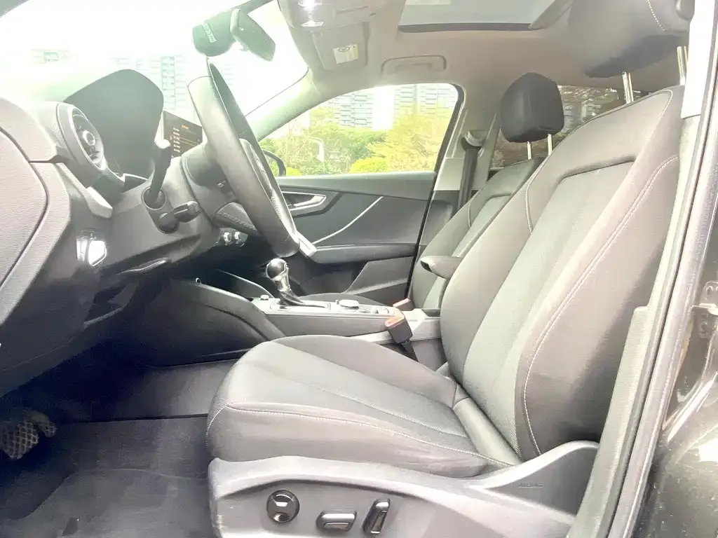 Audi Q2L 2021 из CN, фото 3