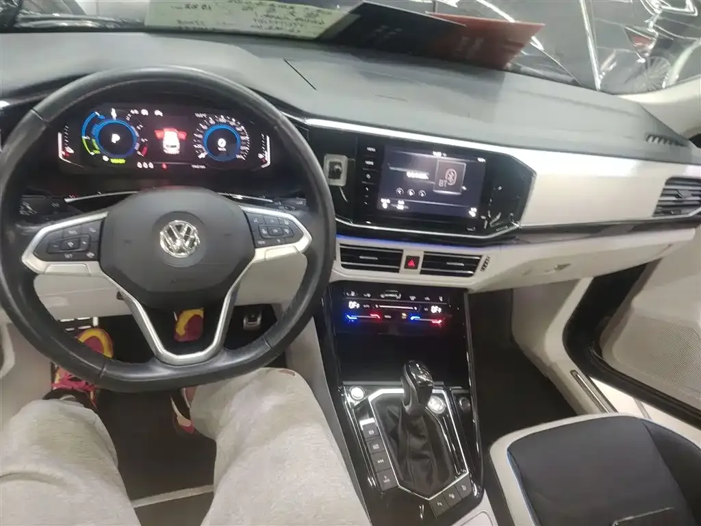 Volkswagen GTE PHEV 2024 из CN, фото 6