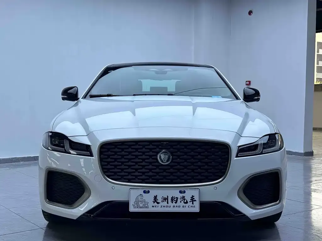 Jaguar XFL — фото 3