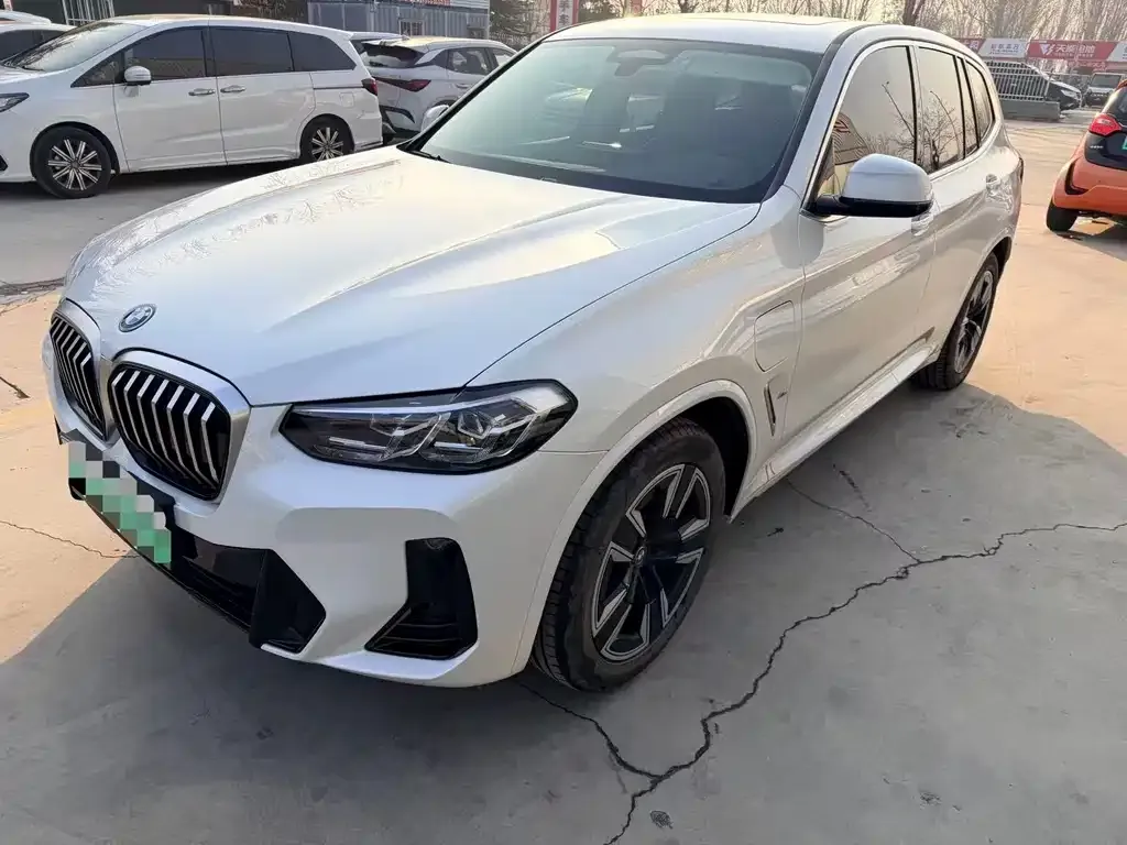BMW iX3 2025 из CN, фото 1