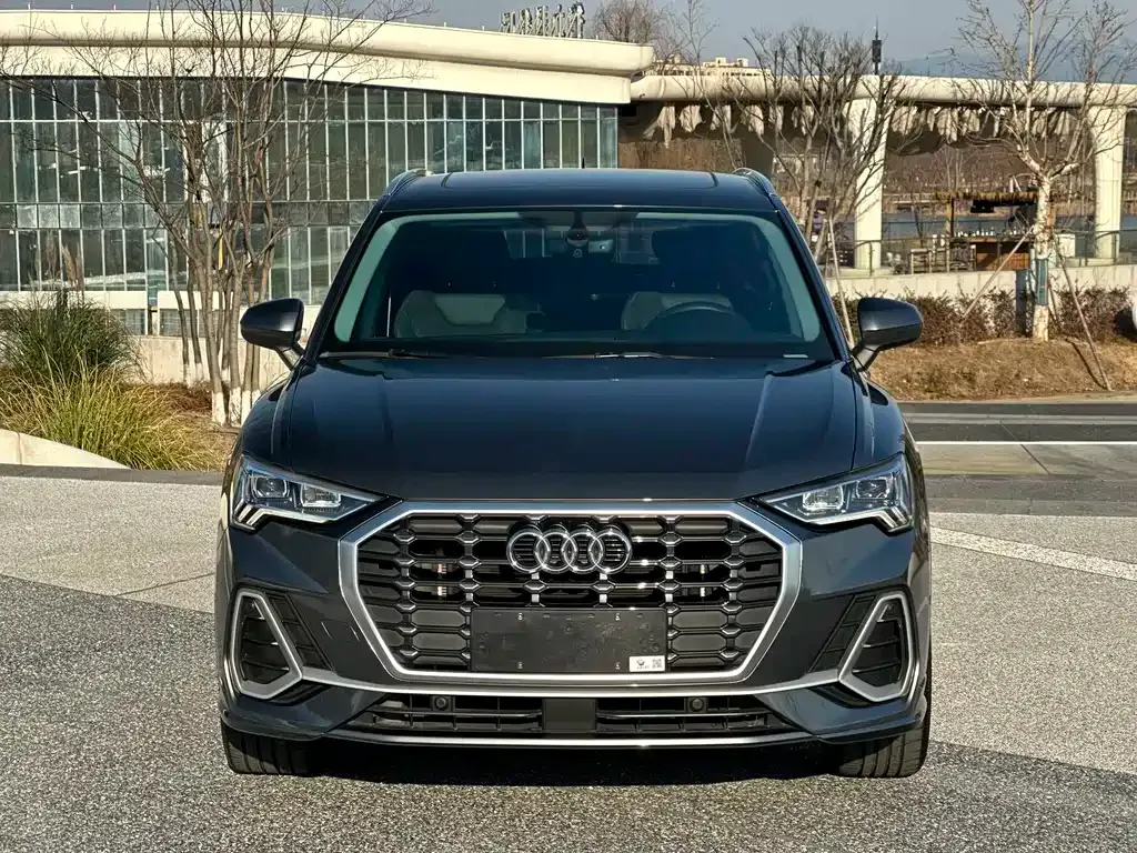 Audi Q3 2021 из CN, фото 7
