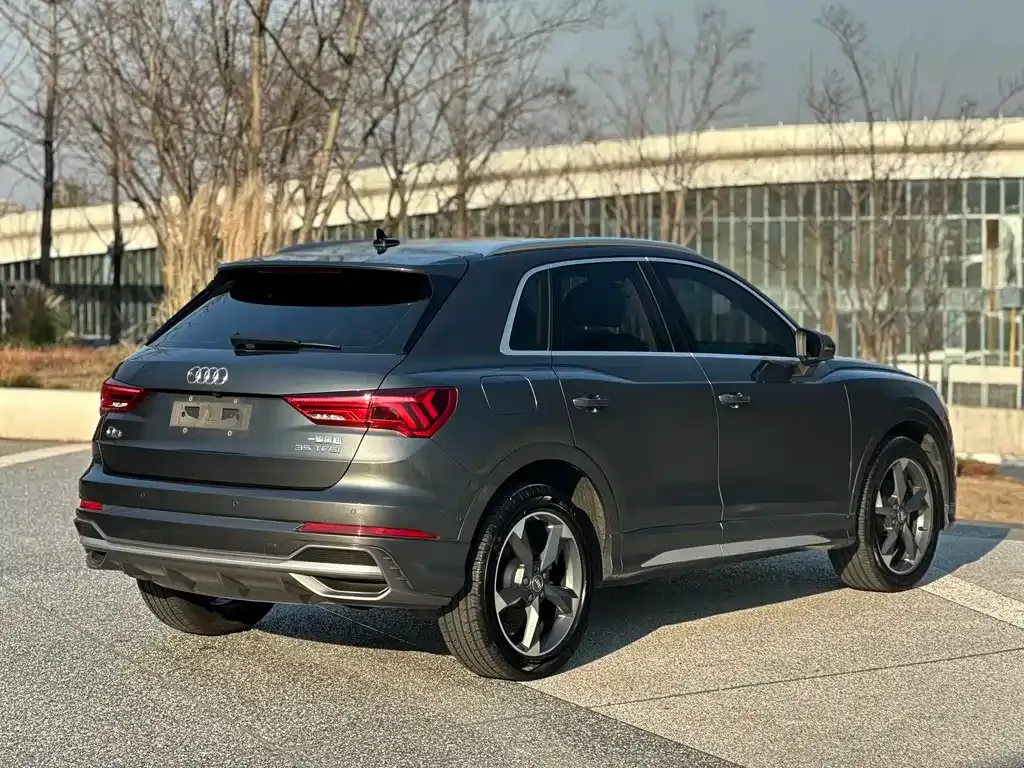 Audi Q3 2021 из CN, фото 3