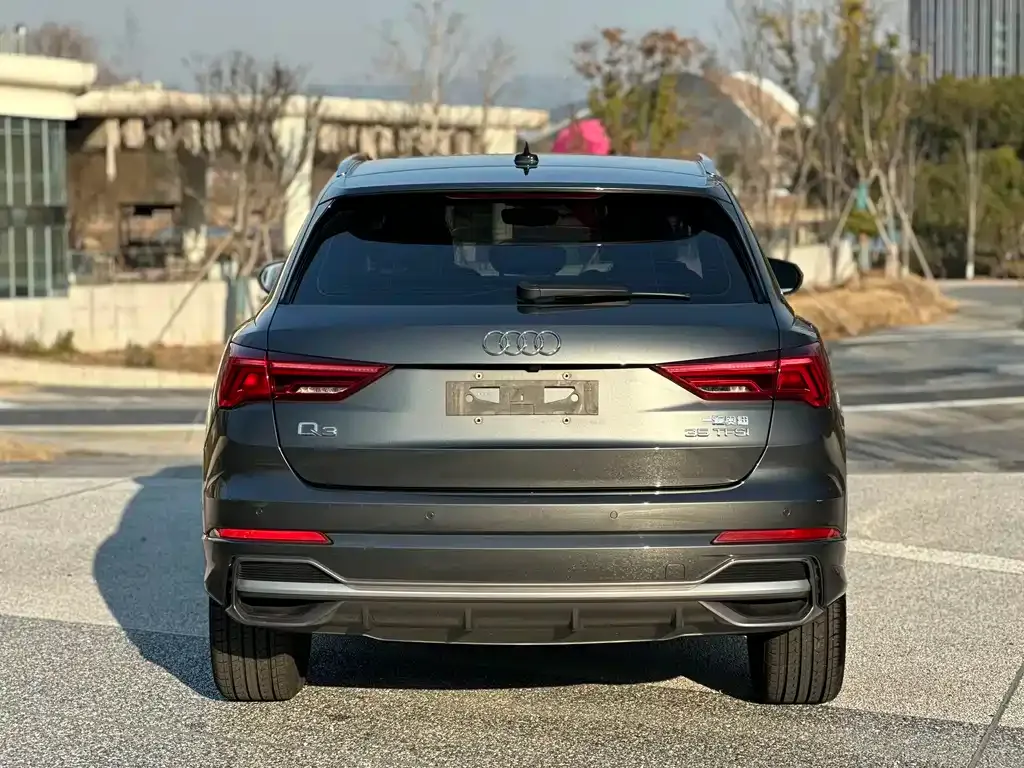 Audi Q3 2021 из CN, фото 5