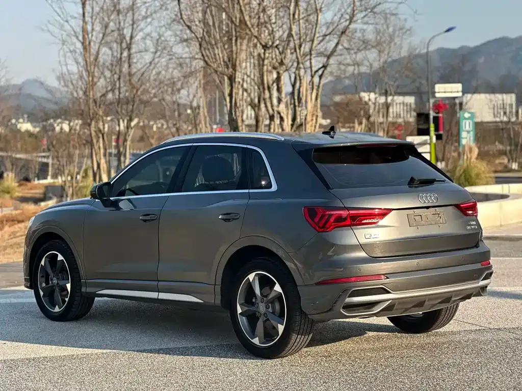 Audi Q3 2021 из CN, фото 9