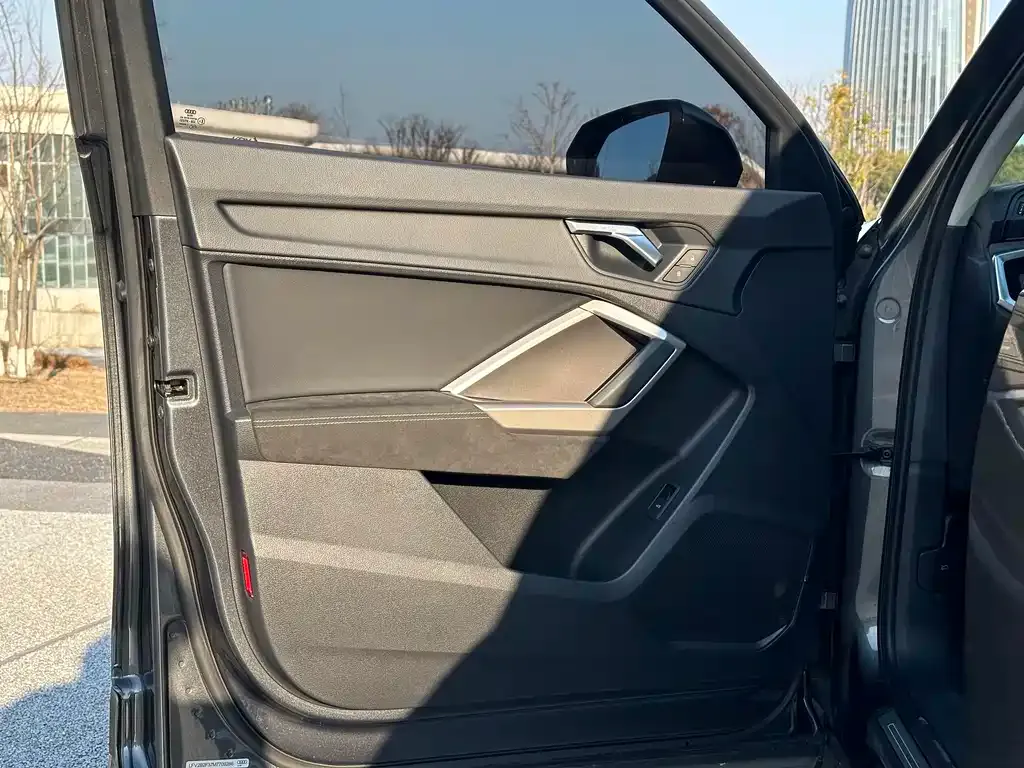 Audi Q3 2021 из CN, фото 8