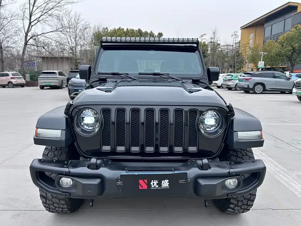 Jeep Wrangler 2022 из CN, фото 9