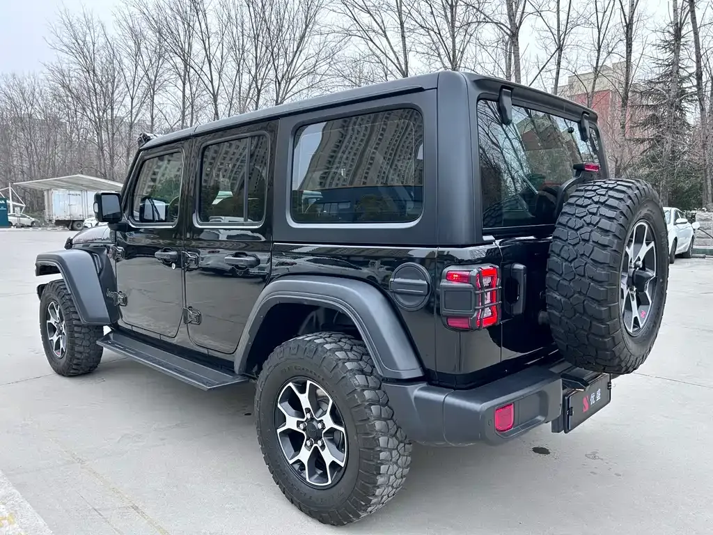 Jeep Wrangler 2022 из CN, фото 10