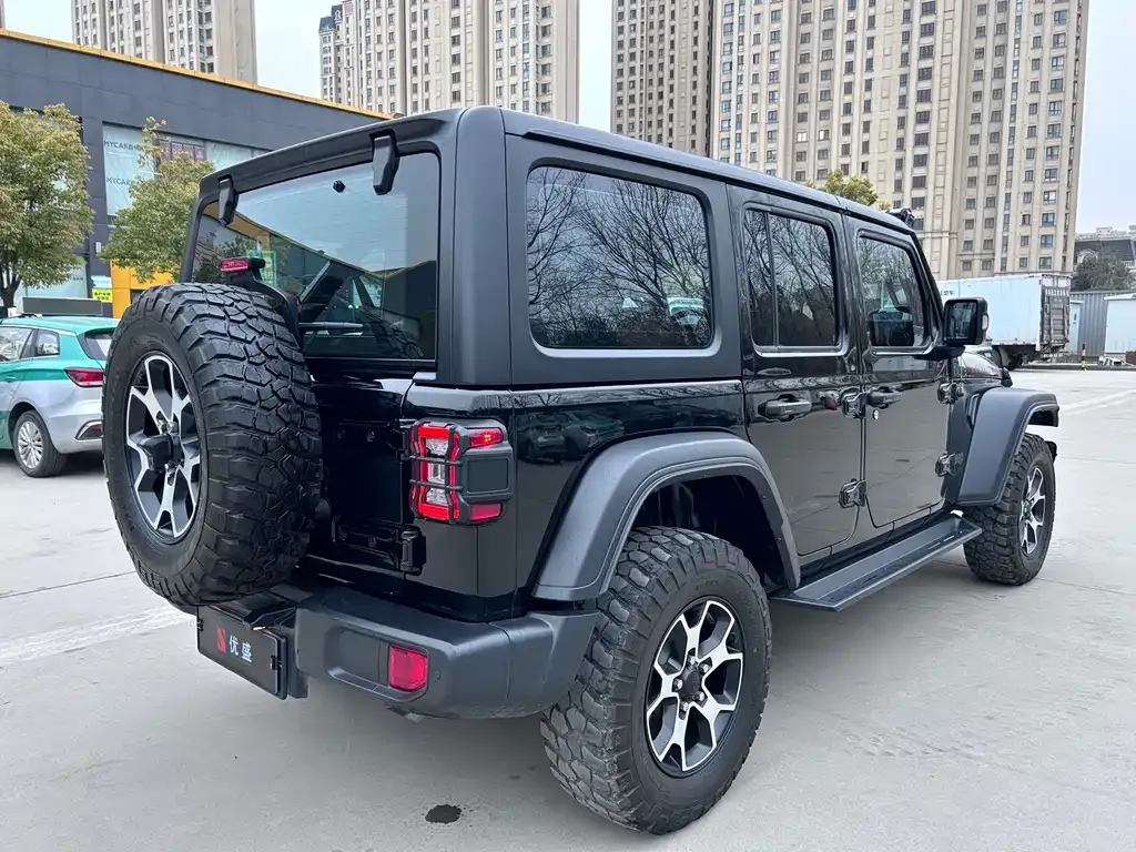 Jeep Wrangler 2022 из CN, фото 4