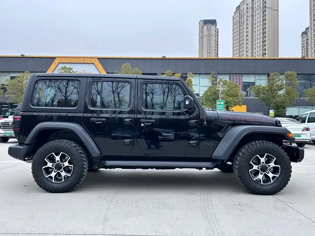 Jeep Wrangler 2022 из CN, фото 8