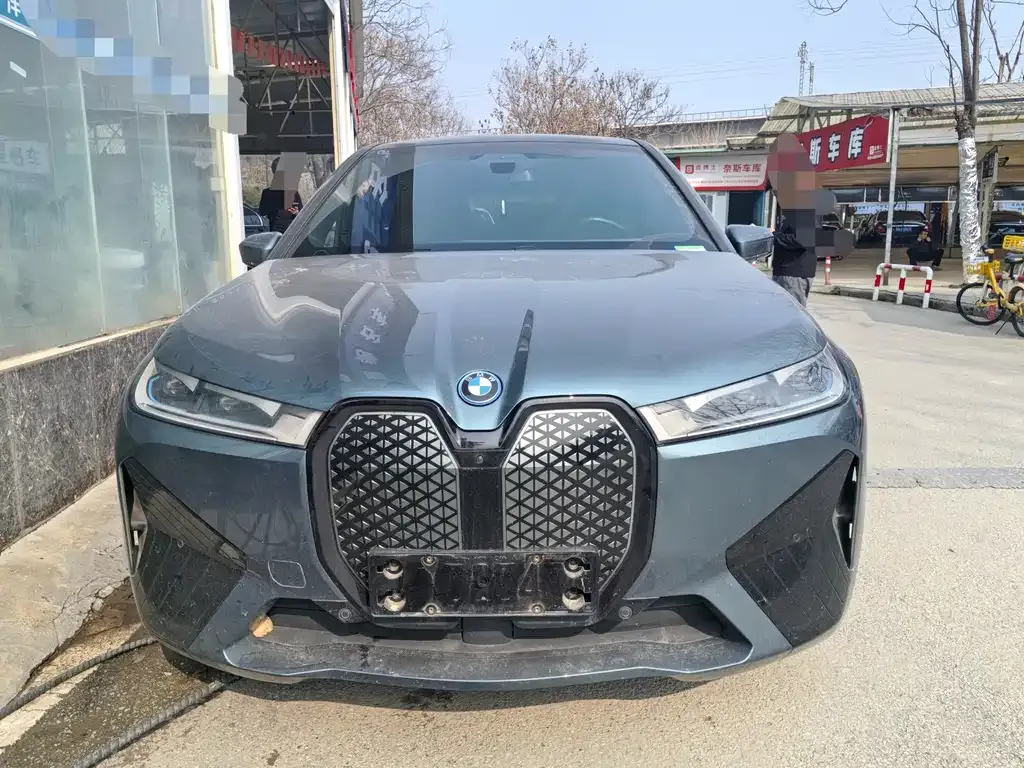 BMW iX 2023 из CN, фото 8