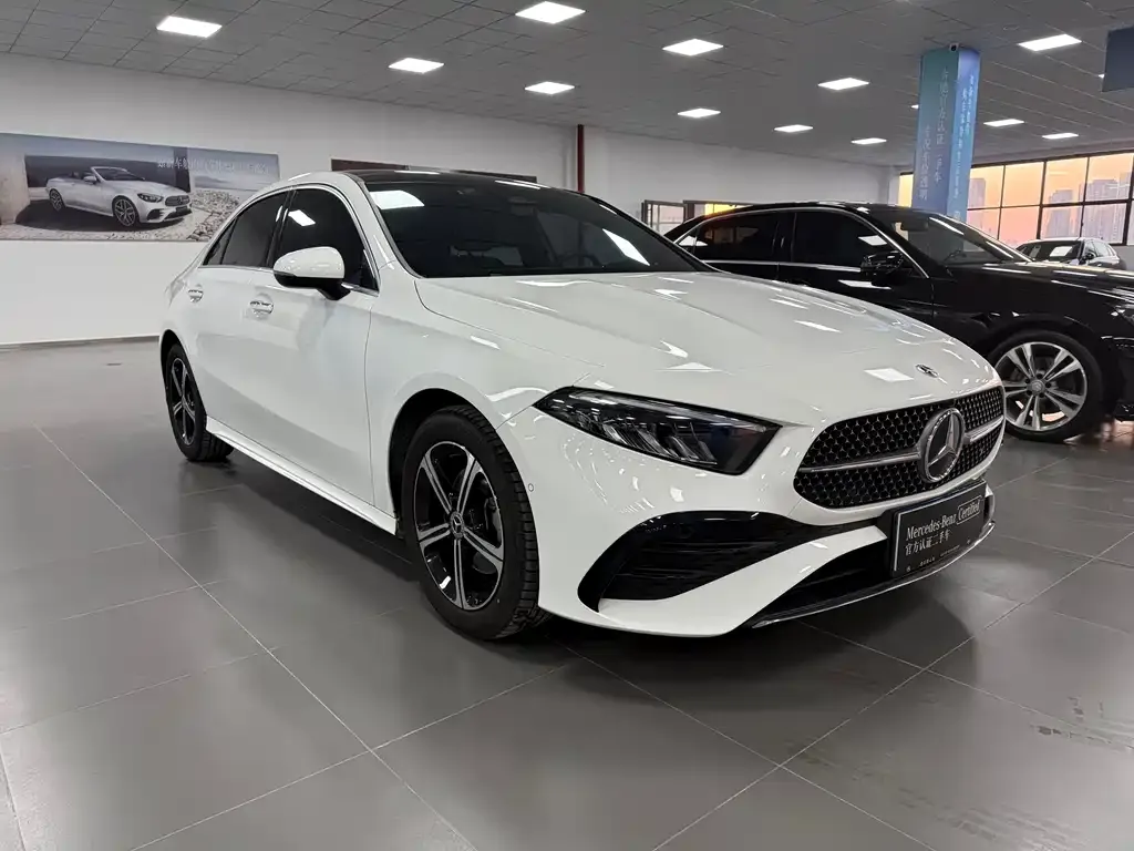 Mercedes-Benz A-Class 2024 из CN, фото 8