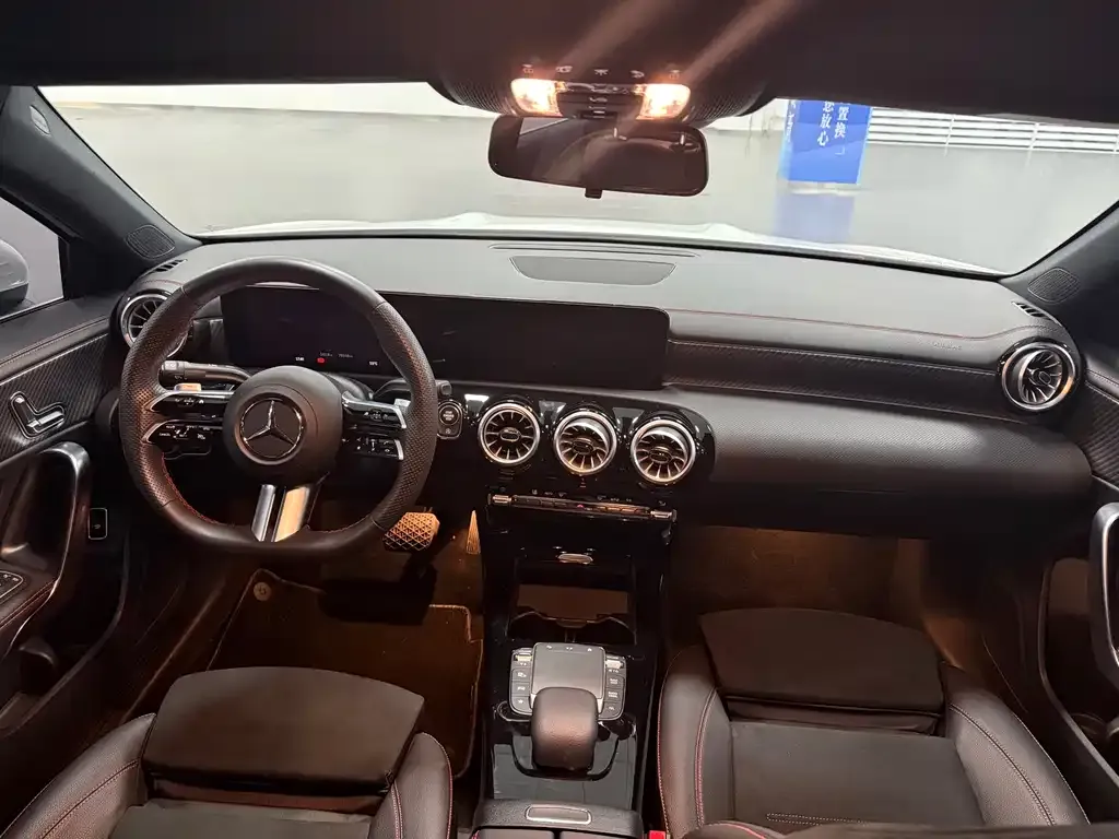 Mercedes-Benz A-Class 2024 из CN, фото 9