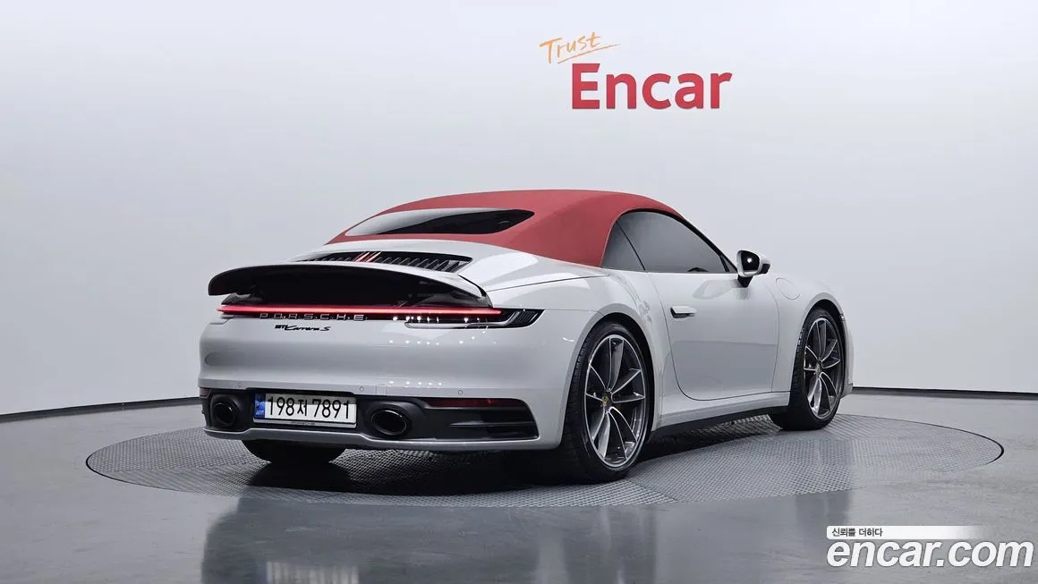 Porsche 911 2021 из KR, фото 4