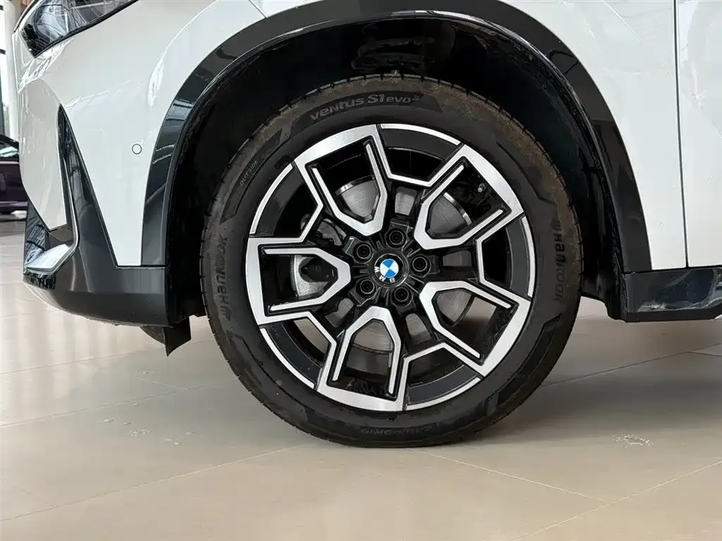 BMW X1 — фото 3