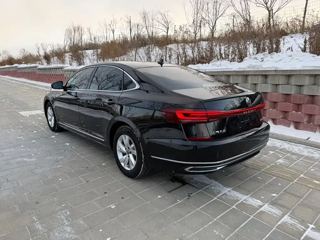 Volkswagen Passat — фото 4