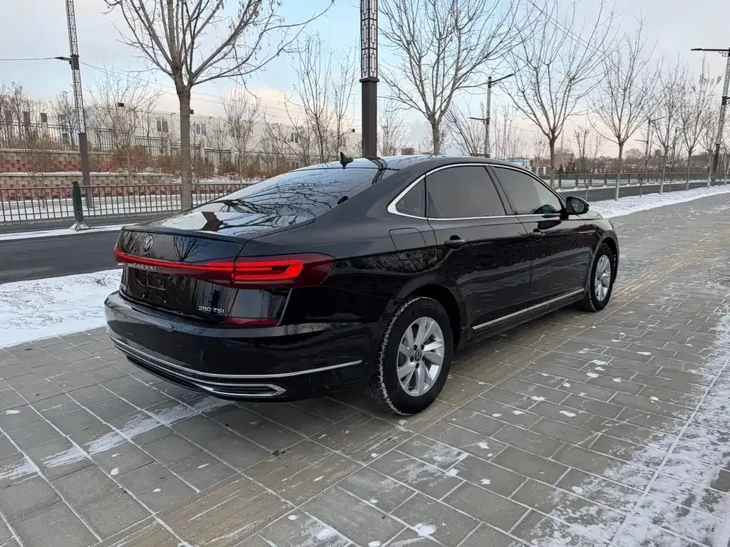 Volkswagen Passat — фото 6