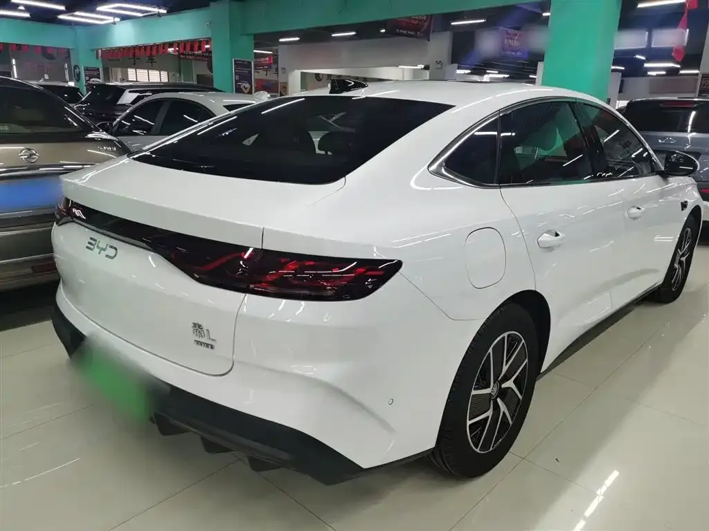 BYD Qin L 2025 из CN, фото 3