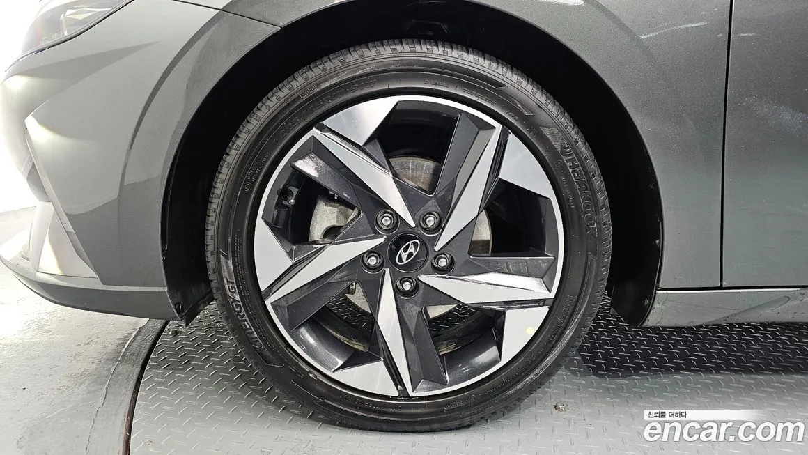 Hyundai AVANTE — фото 10